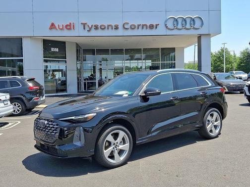 2025 Audi Q5 Premium Plus