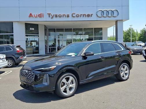 2025 Audi Q5 Premium Plus