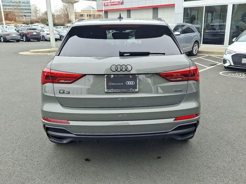 2024 Audi Q3 45 S line Premium Plus