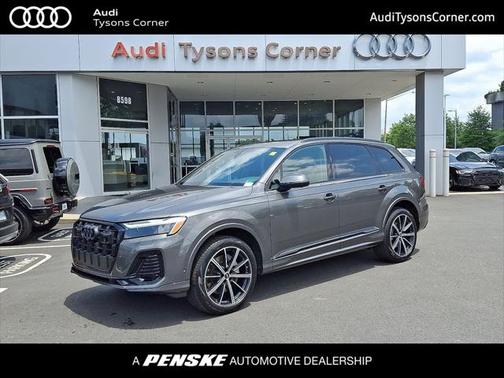 2025 Audi Q7 45 Premium Plus