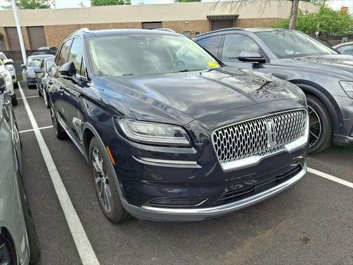 2022 Lincoln Nautilus Reserve
