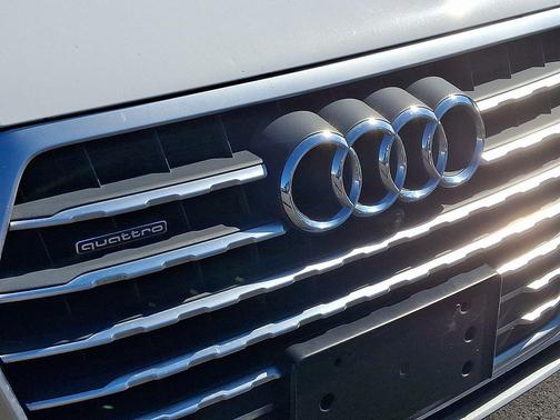 2019 Audi Q7 55 Prestige