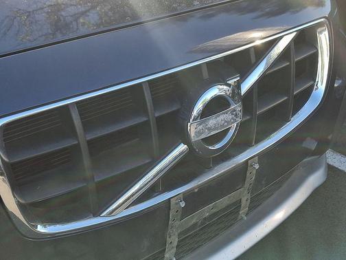 Caspian Blue Metallic 2012 Volvo XC70 3.2
