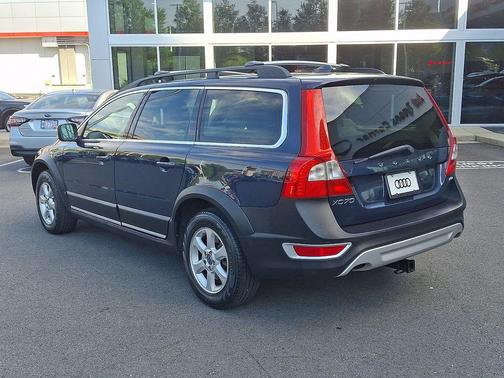 Caspian Blue Metallic 2012 Volvo XC70 3.2