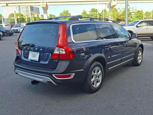 Caspian Blue Metallic 2012 Volvo XC70 3.2