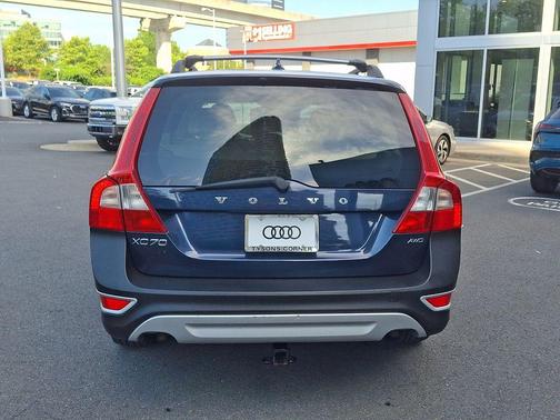 Caspian Blue Metallic 2012 Volvo XC70 3.2