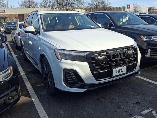 2026 Audi Q7 55 Premium Plus