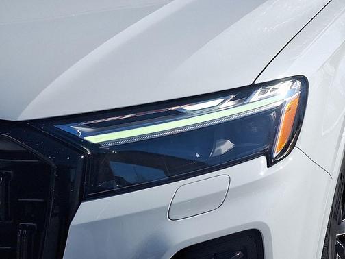 2026 Audi Q7 55 Premium Plus