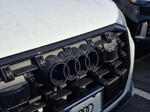 2026 Audi Q7 55 Premium Plus