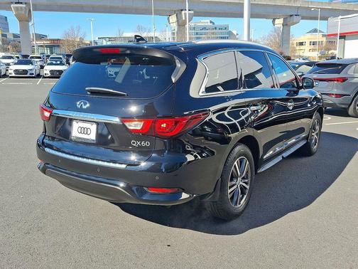 2018 INFINITI QX60 Base
