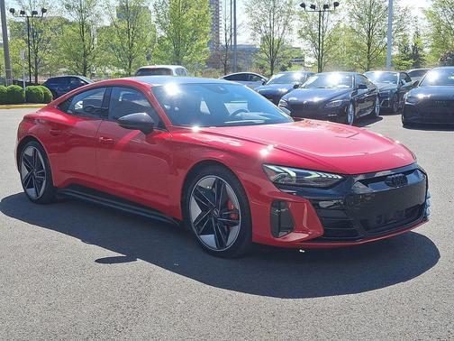 Tango Red Metallic 2022 Audi RS e-tron GT quattro