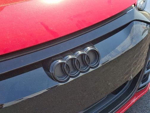 Tango Red Metallic 2022 Audi RS e-tron GT quattro