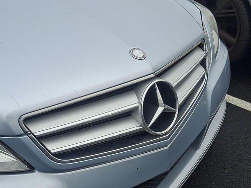 2013 Mercedes-Benz E-Class 4MATIC