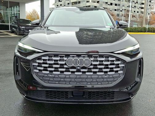 2025 Audi Q5 2.0T Premium