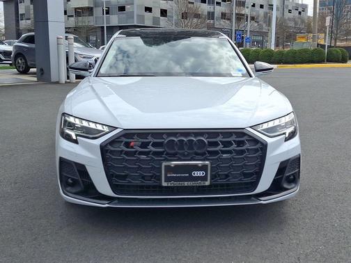 Glacier White 2023 Audi S8 4.0T
