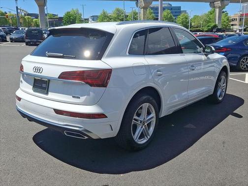 2024 Audi Q5 55 S line Premium
