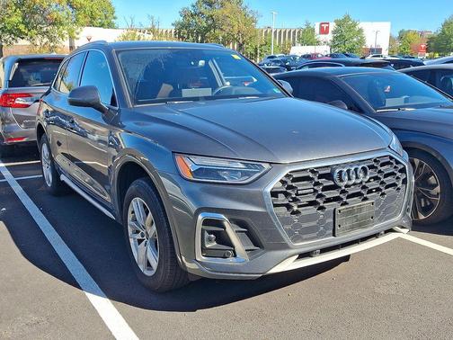 2023 Audi Q5 45 S line Premium