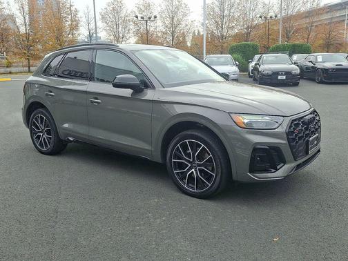 2023 Audi SQ5 3.0T Premium Plus