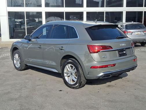 2023 Audi Q5 45 S line Premium