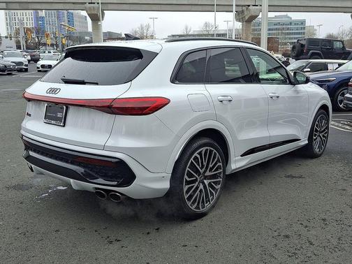 2025 Audi SQ5 3.0T Premium Plus