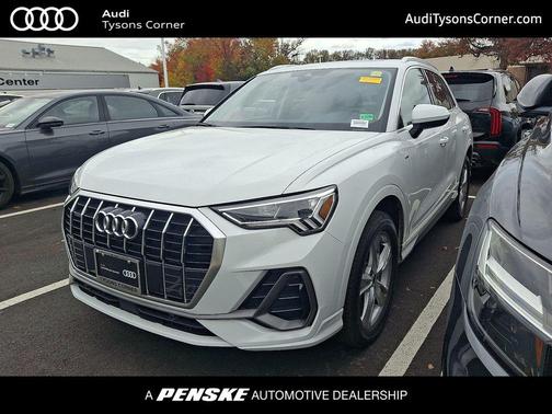 2024 Audi Q3 45 S line Premium Plus