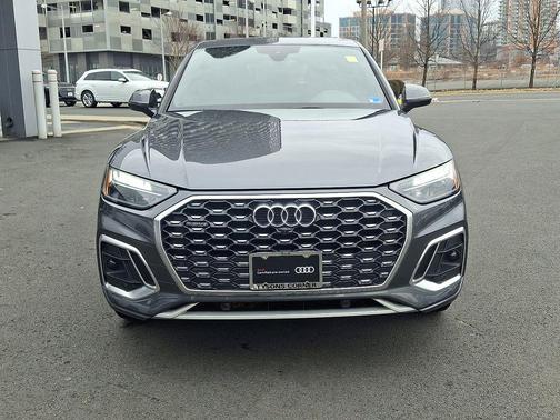 2022 Audi Q5 45 S line Premium Plus
