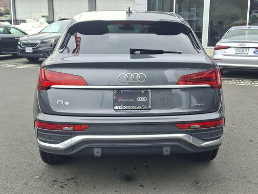 2022 Audi Q5 45 S line Premium Plus