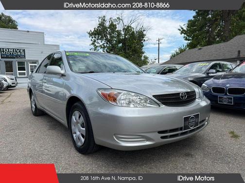 Desert Sand Mica 2002 Toyota Camry SE