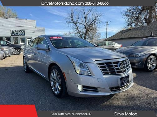 Radiant Silver Metallic 2014 Cadillac XTS Luxury