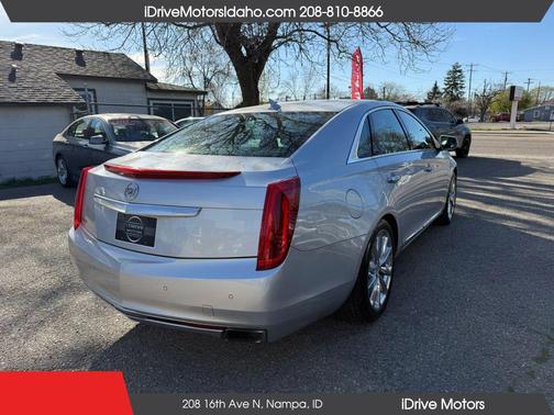 Radiant Silver Metallic 2014 Cadillac XTS Luxury