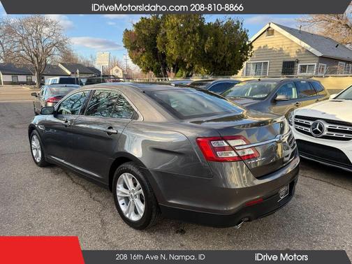 2015 Ford Taurus SEL