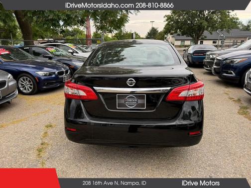 Black 2015 Nissan Sentra SV