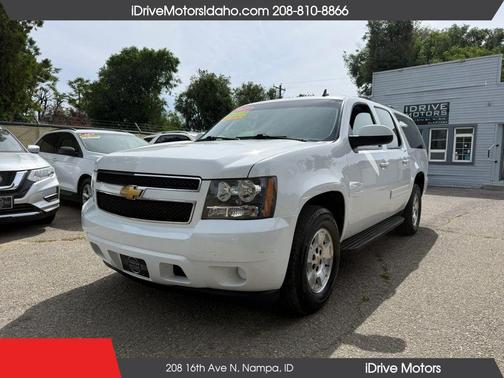 Summit White 2013 Chevrolet Suburban 1500 LS