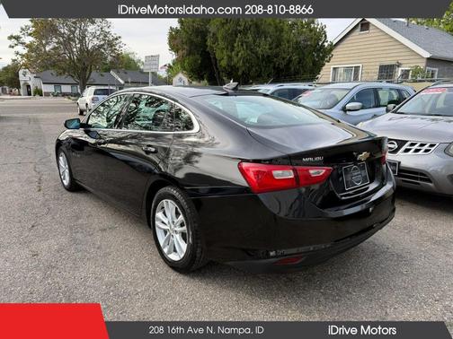 Mosaic Black Metallic 2017 Chevrolet Malibu 1LT
