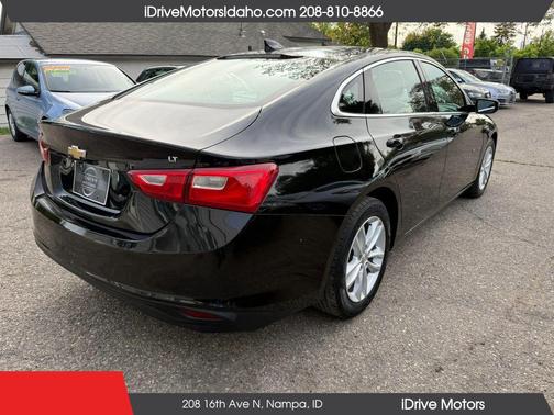 Mosaic Black Metallic 2017 Chevrolet Malibu 1LT