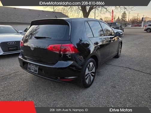 2016 Volkswagen e-Golf SE