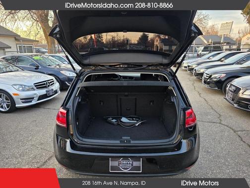 2016 Volkswagen e-Golf SE