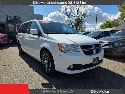 White Knuckle Clearcoat 2017 Dodge Grand Caravan SXT