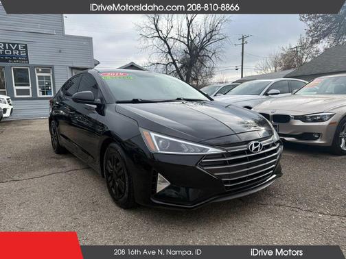 2019 Hyundai ELANTRA SE