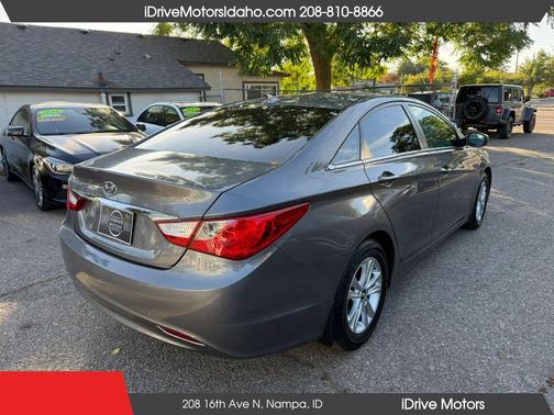 Gray 2013 Hyundai SONATA GLS