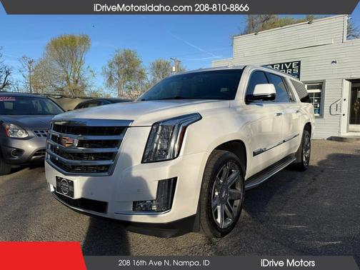 White 2016 Cadillac Escalade ESV Sport