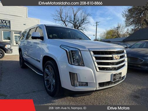 White 2016 Cadillac Escalade ESV Sport