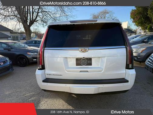 White 2016 Cadillac Escalade ESV Sport