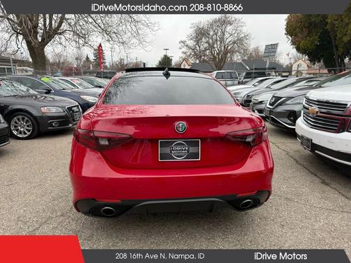 2017 Alfa Romeo Giulia Ti