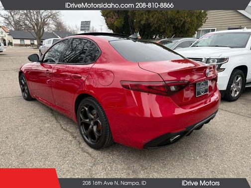 2017 Alfa Romeo Giulia Ti