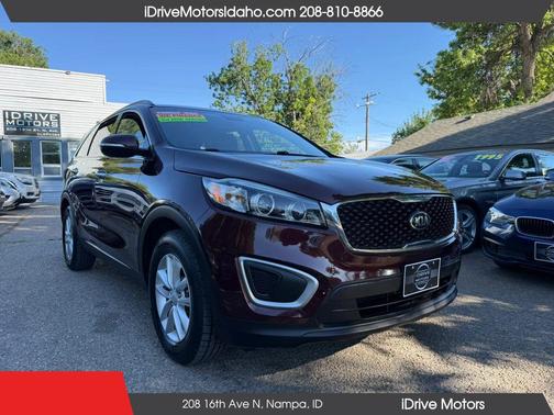 Burgundy 2017 Kia Sorento LX