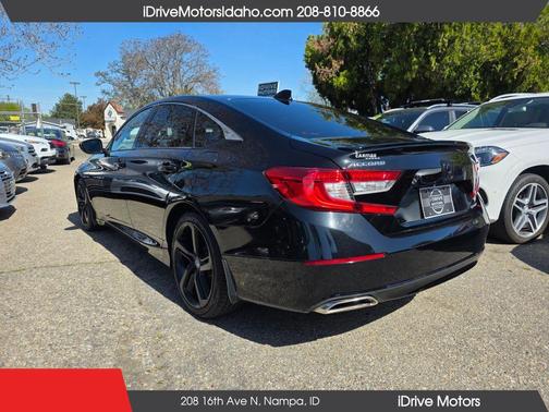 Crystal Black Pearl 2018 Honda Accord Sport