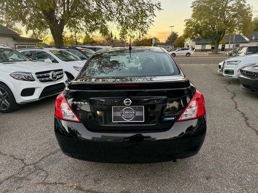2014 Nissan Versa 1.6 S+