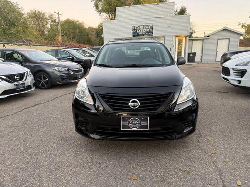 2014 Nissan Versa 1.6 S+