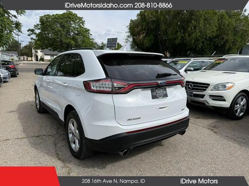 Oxford White 2016 Ford Edge SE